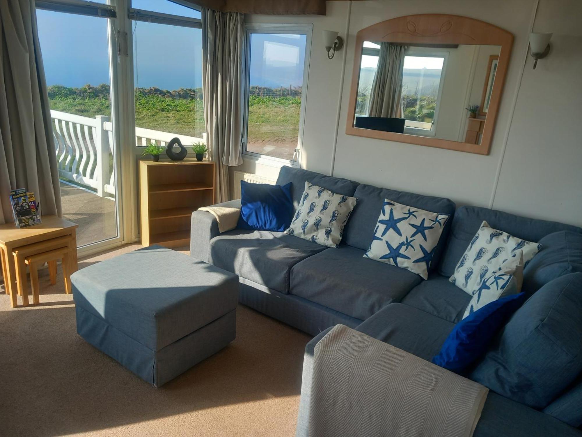 Bay View - Fantastic Views Of Whitsand Bay Torpoint Exterior photo